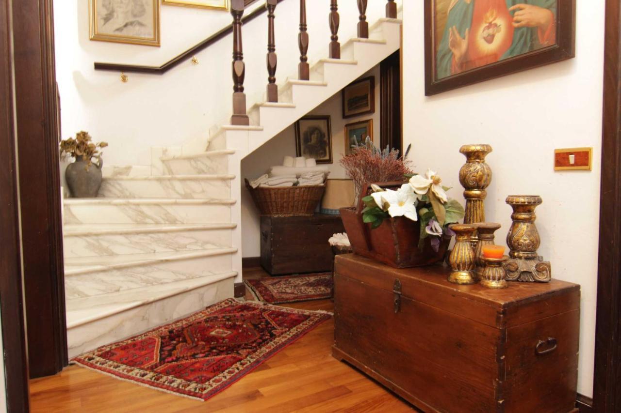 L'Arrocco Bed And Breakfast Marina Di Carrara Exteriör bild